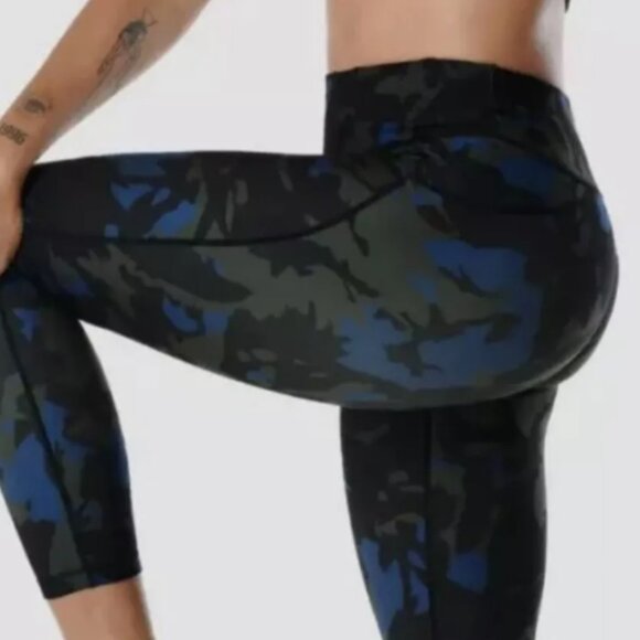 SWEATY BETTY ALL DAY CAMO LEGGINGS - SZ XL/US 12 - Picture 2 of 6